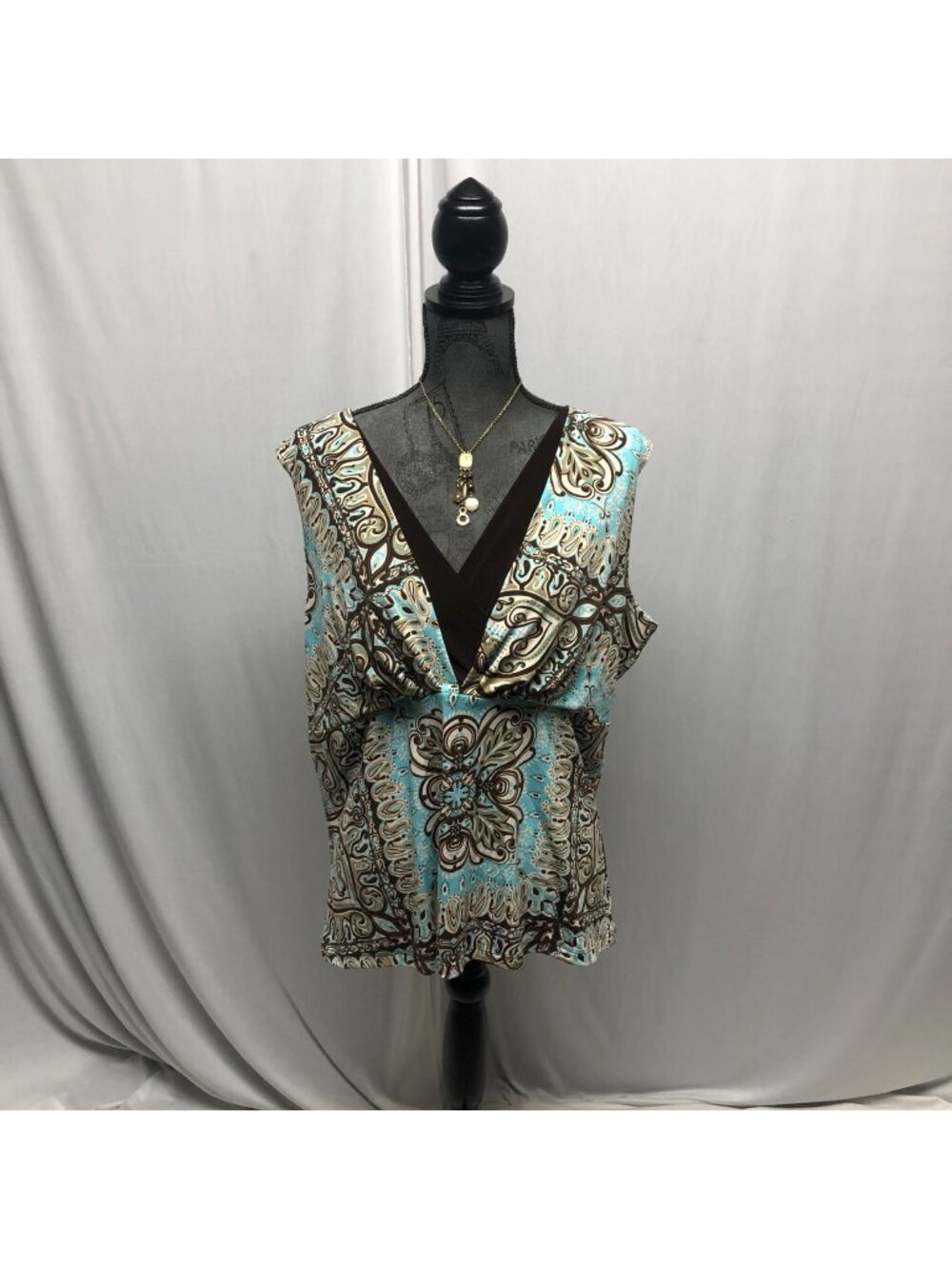 Cocomo Top Womens 1X Layered V Neck Sleeveless Stretchy Blue Brown Layering